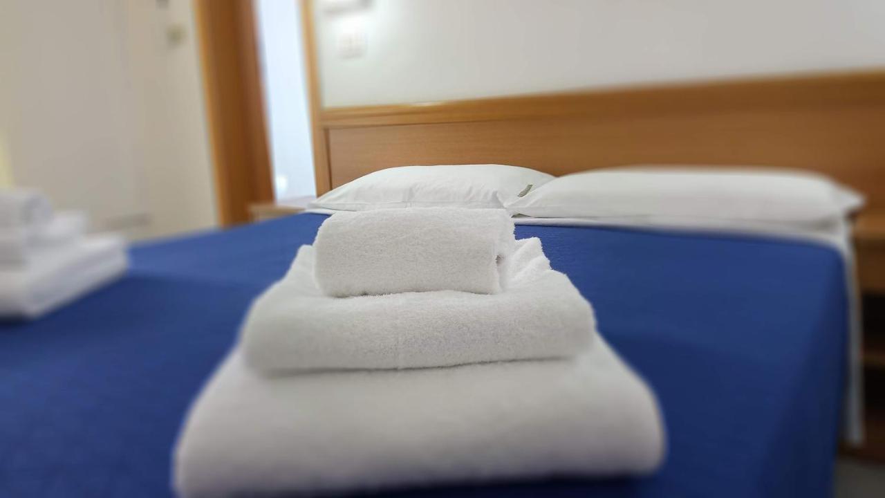Hotel Venezia Beach San Mauro Mare Esterno foto